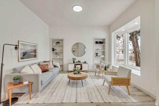 915 W 300 S, Salt Lake City, UT 84104