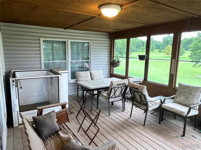 5 Woods Fort Court, Troy, MO 63379