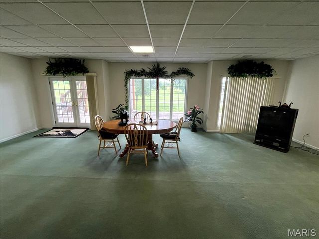 5 Woods Fort Court, Troy, MO 63379