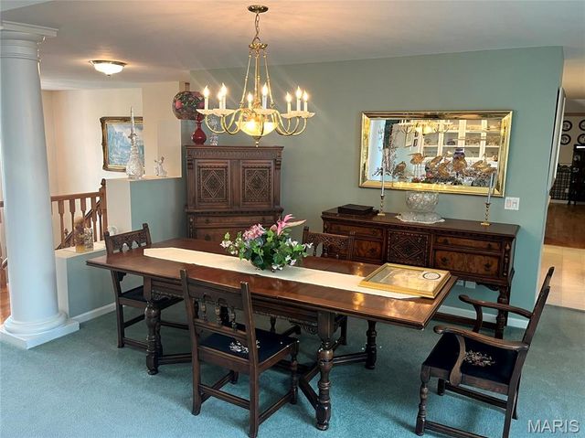 5 Woods Fort Court, Troy, MO 63379