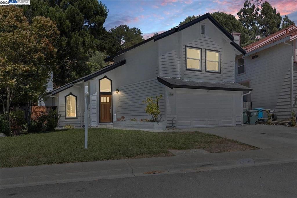 1218 Locust Dr, Vallejo, CA 94591