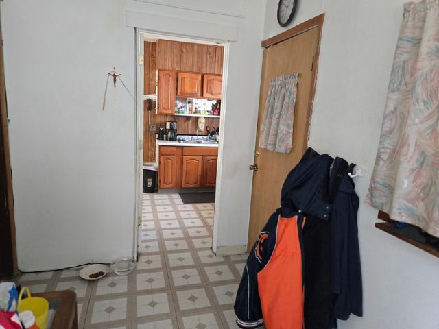 2531 N 75th Avenue, Elmwood Park, IL 60707