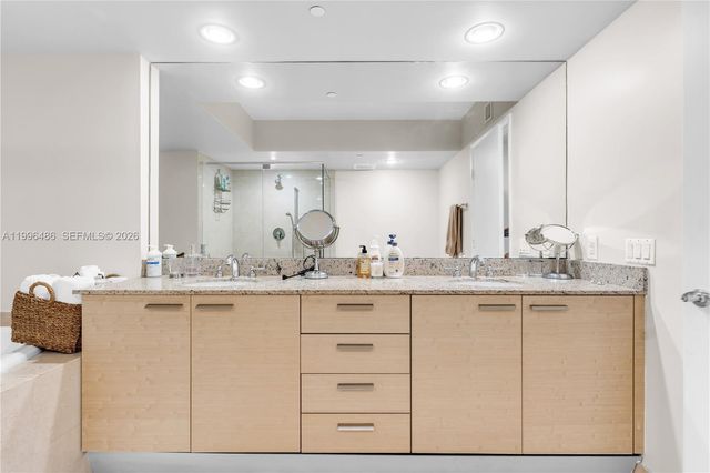 1830 S Ocean Dr 2608, Hallandale Beach, FL 33009