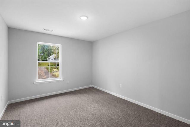 401 BIRDIE RD, Locust Grove, VA 22508