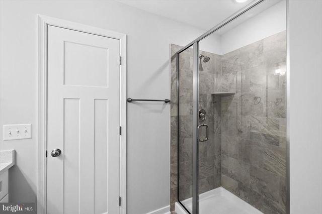 401 BIRDIE RD, Locust Grove, VA 22508