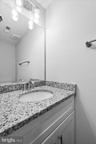 401 BIRDIE RD, Locust Grove, VA 22508