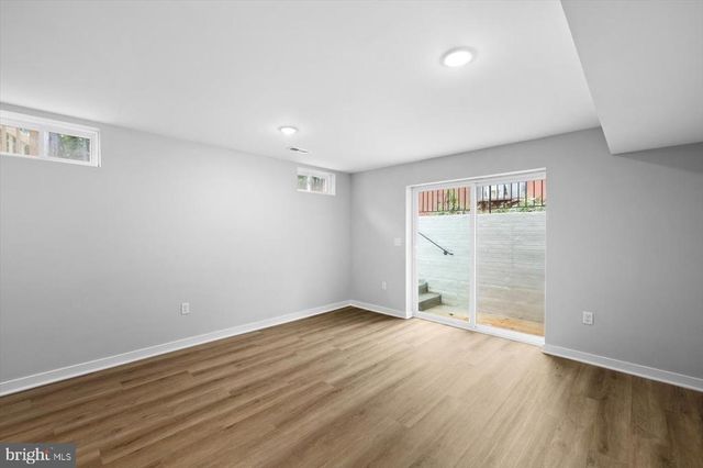 401 BIRDIE RD, Locust Grove, VA 22508