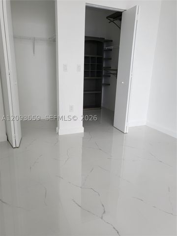 45 SW 9th Street 4303, Miami, FL 33130