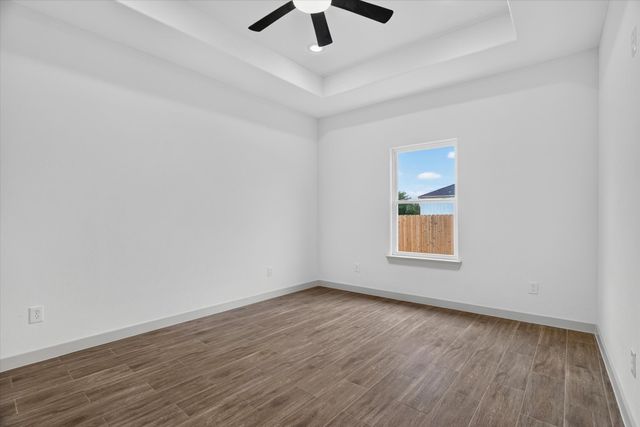 5849 Black Pine Circle, Granbury, TX 76048