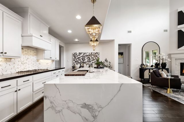 2264 Savannah Oak Road, Frisco, TX 75033