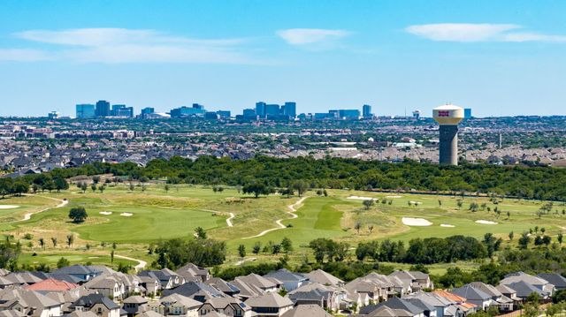 2264 Savannah Oak Road, Frisco, TX 75033