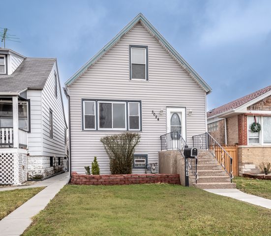 3024 East Avenue, Berwyn, IL 60402
