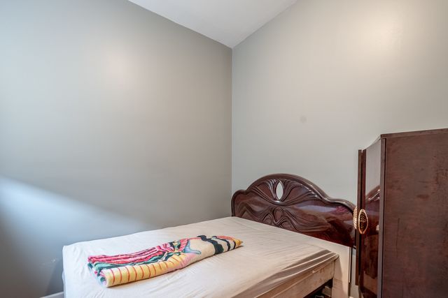 3024 East Avenue, Berwyn, IL 60402