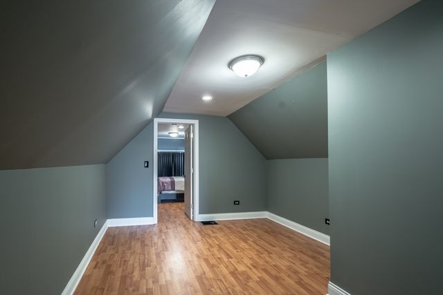 3024 East Avenue, Berwyn, IL 60402