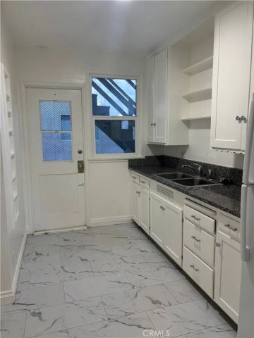 2444 Pacific, Long Beach, CA 90806