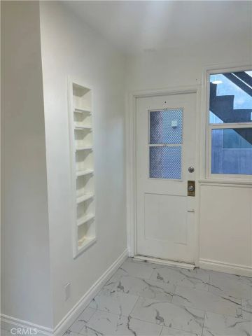2444 Pacific, Long Beach, CA 90806