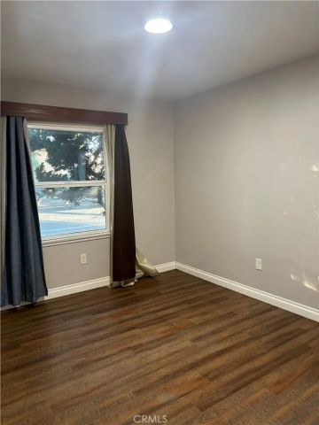 2444 Pacific, Long Beach, CA 90806
