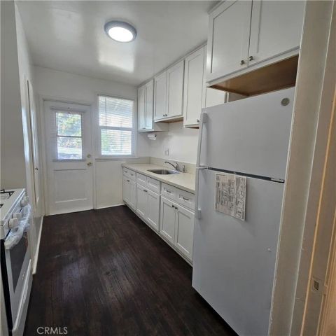 2444 Pacific, Long Beach, CA 90806