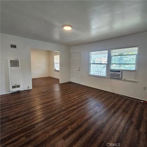 2444 Pacific, Long Beach, CA 90806