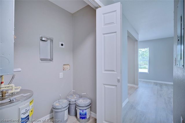 542 Vanguard Avenue NW, Lake Placid, FL 33852