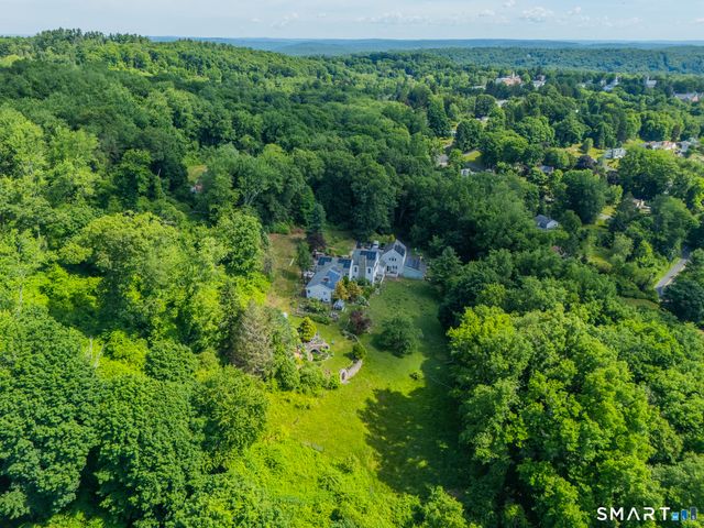 34 West Street, Newtown, CT 06470