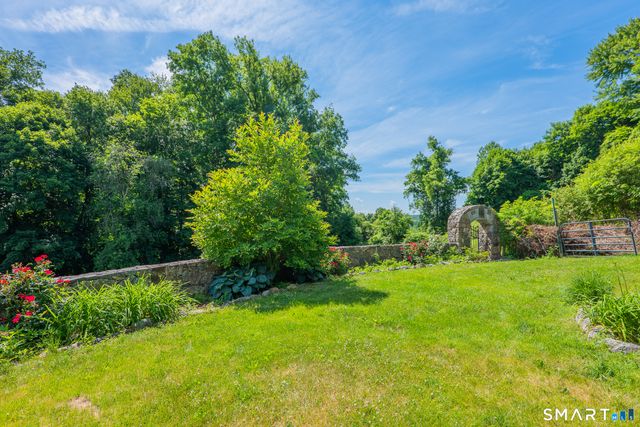 34 West Street, Newtown, CT 06470