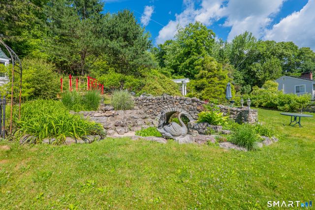 34 West Street, Newtown, CT 06470