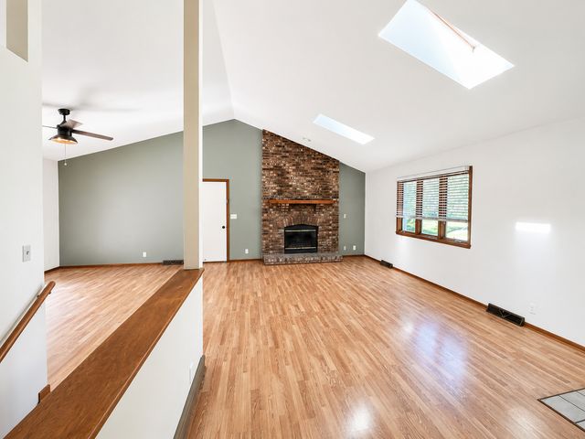 6615 W Gate Court, Roscoe, IL 61073