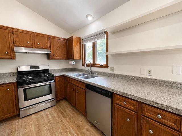 6615 W Gate Court, Roscoe, IL 61073