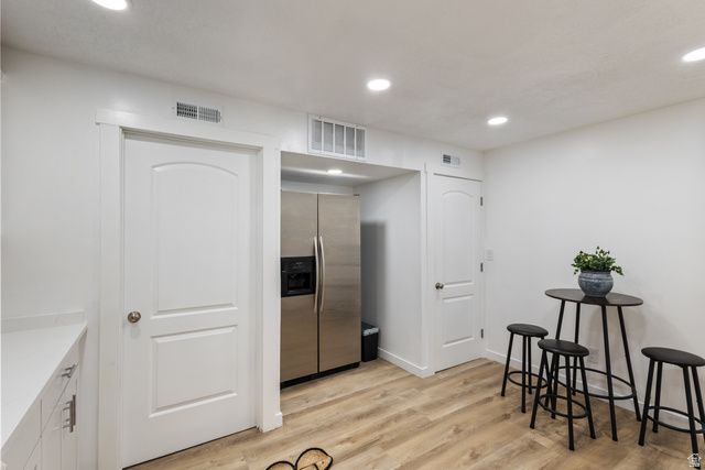 7697 W KING TOP RD, Magna, UT 84044