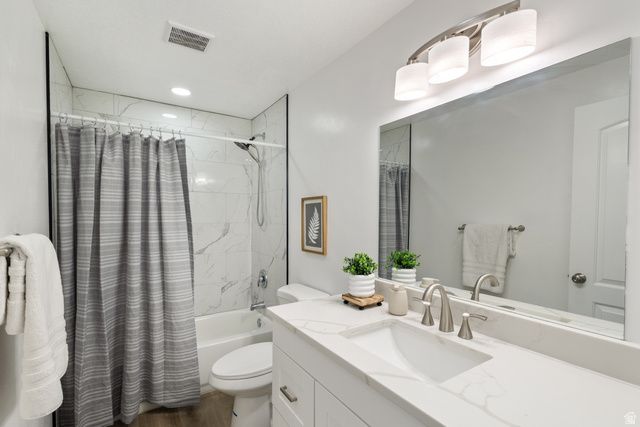 7697 W KING TOP RD, Magna, UT 84044