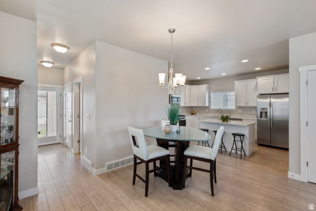 7697 W KING TOP RD, Magna, UT 84044