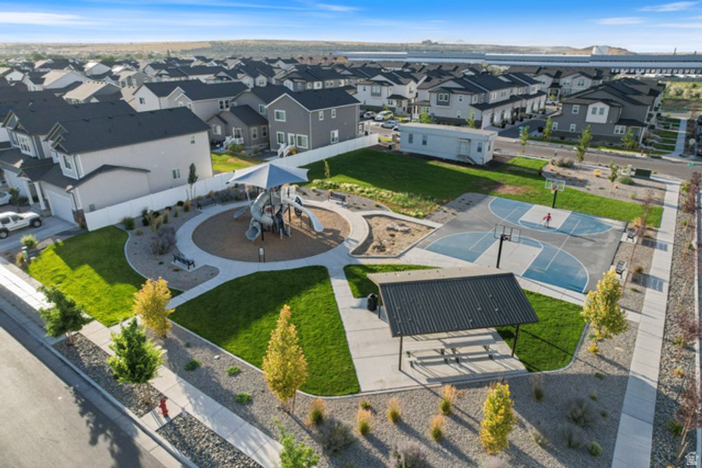 Image 36 of property listing at 7697 W KING TOP RD, Magna, UT 84044