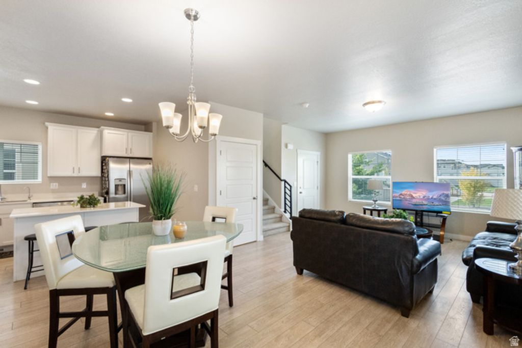 Image 5 of property listing at 7697 W KING TOP RD, Magna, UT 84044