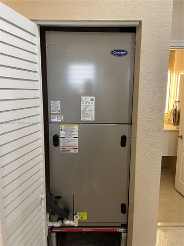 3725 NE 11th St, Homestead, FL 33033