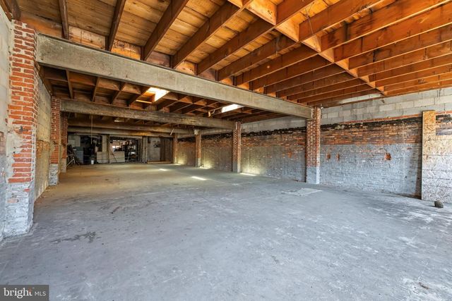 858 TYSON ST, Baltimore, MD 21201