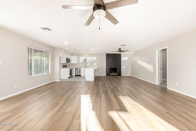 2207 W PORTOBELLO Avenue, Mesa, AZ 85202