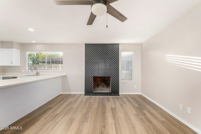 2207 W PORTOBELLO Avenue, Mesa, AZ 85202