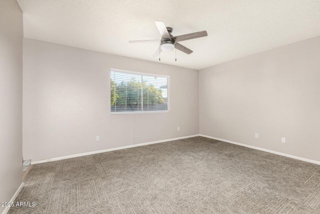 2207 W PORTOBELLO Avenue, Mesa, AZ 85202