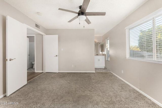 2207 W PORTOBELLO Avenue, Mesa, AZ 85202