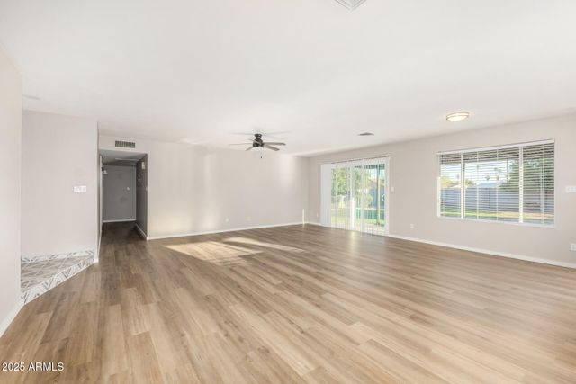 2207 W PORTOBELLO Avenue, Mesa, AZ 85202