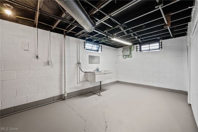 5503 Westlake Avenue, Parma, OH 44129
