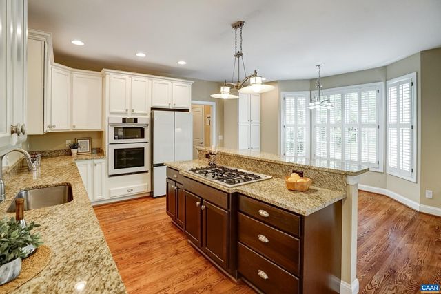 5223 BROOK VIEW RD, Crozet, VA 22932