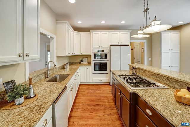 5223 BROOK VIEW RD, Crozet, VA 22932