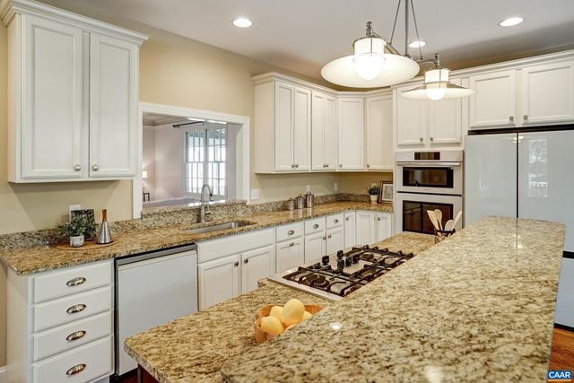 5223 BROOK VIEW RD, Crozet, VA 22932