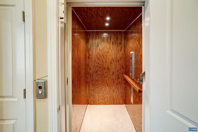 5223 BROOK VIEW RD, Crozet, VA 22932