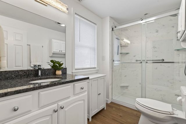 30 Charter St Unit 14, Exeter, NH 03833