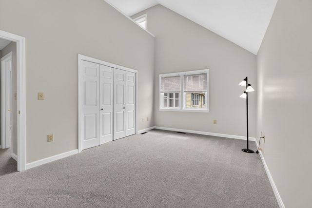 30 Charter St Unit 14, Exeter, NH 03833