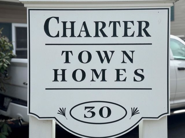 30 Charter St Unit 14, Exeter, NH 03833