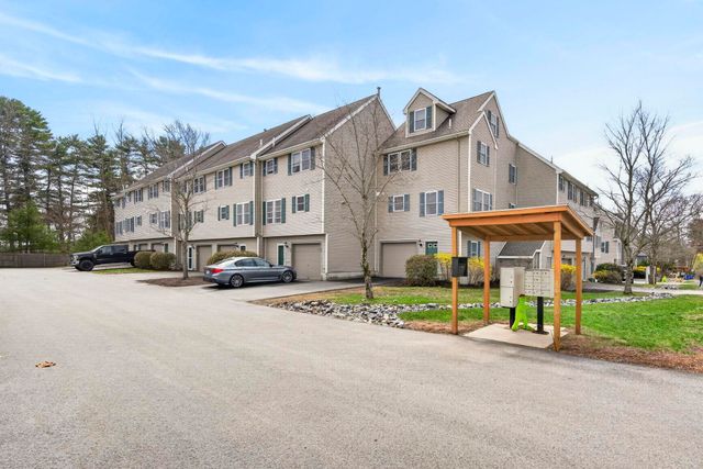 30 Charter St Unit 14, Exeter, NH 03833